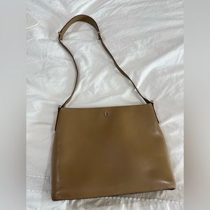 Vintage Aigner tan leather bag